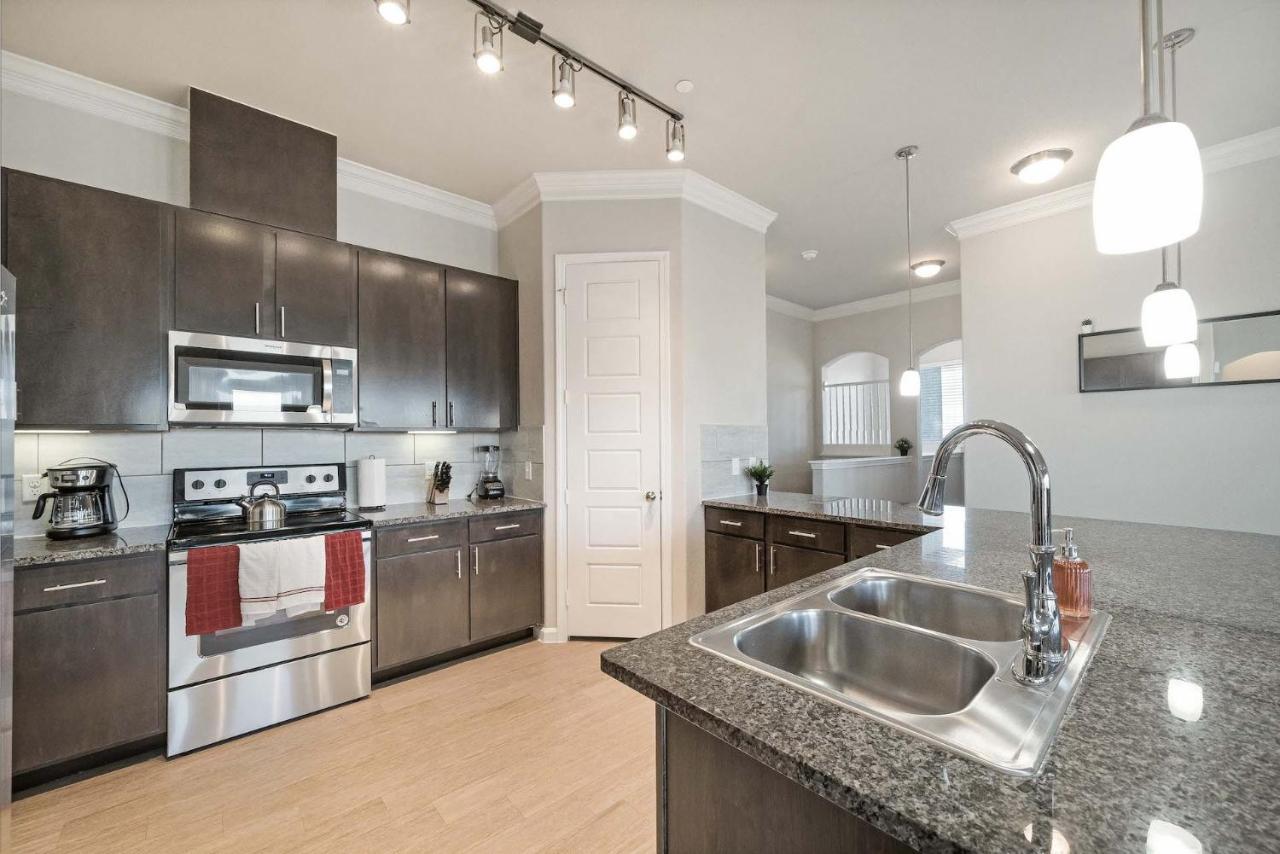 Luxury Townhomes - Evonify Stays Austin Dış mekan fotoğraf